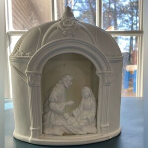 Vintage White Ceramic Creché